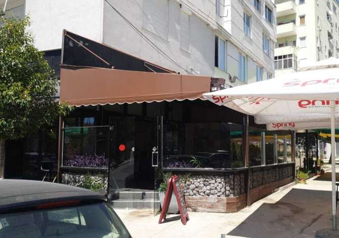 Njoftime Pune per Kamarier/e, Banakier/e ne Tirane