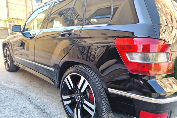 Cars for sale in Durres - 900,000 Leke