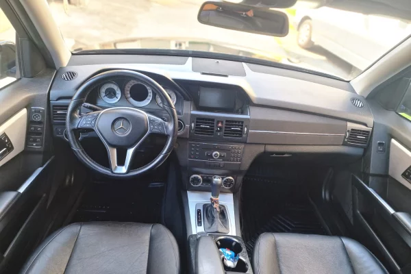 Cars for sale in Durres, Mercedes-Benz, 2012 Diesel,Kambio Automatik Payment 850,000  Leke.