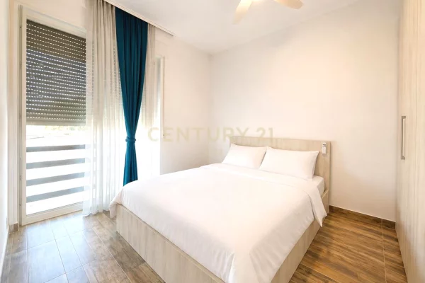 Shtepi ne shitje Apartament ne Durres, 2+1, Mobilimi E mobiluar, Pagesa 195,000  Euro.