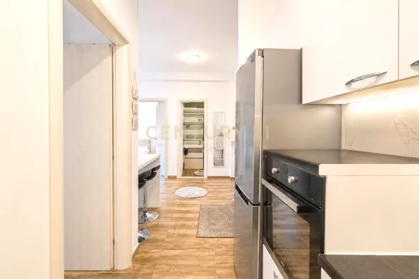 Shtepi ne shitje Apartament ne Durres, 2+1, Mobilimi E mobiluar, Pagesa 195,000  Euro.