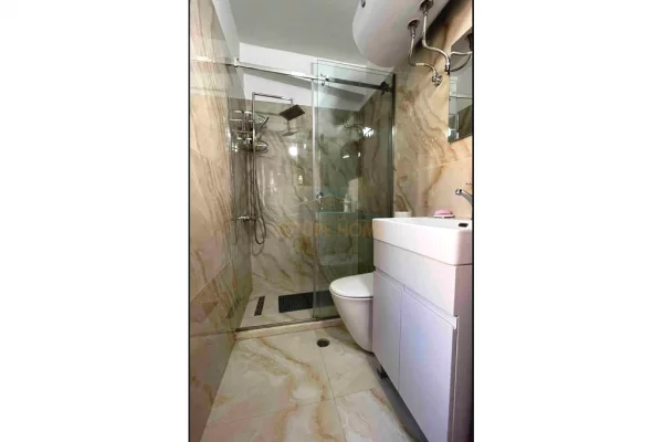 Shtepi me qera Apartament ne Tirane, 1+1, Mobilimi E mobiluar, Pagesa 600  Euro.