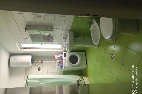 Shtepi me qera Apartament ne Tirane, 1+1, Mobilimi E mobiluar, Pagesa 45,000  Leke.