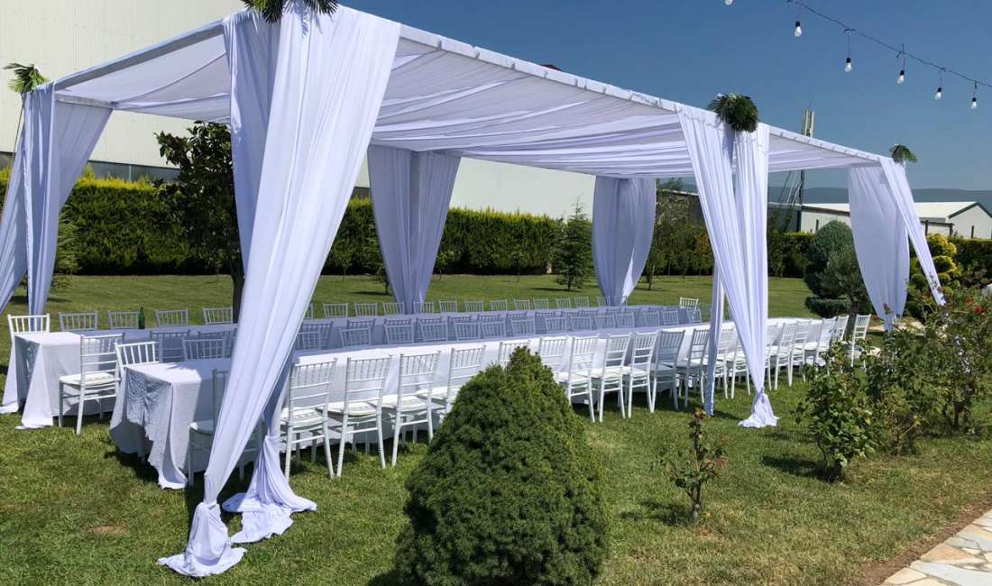 Ofrojme dekorime dasmash dhe eventesh te ndryshme 