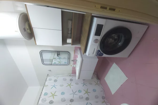 Shtepi ne shitje Apartament ne Vlore, 1+1, Mobilimi E mobiluar, Pagesa 13,500,000  Leke.