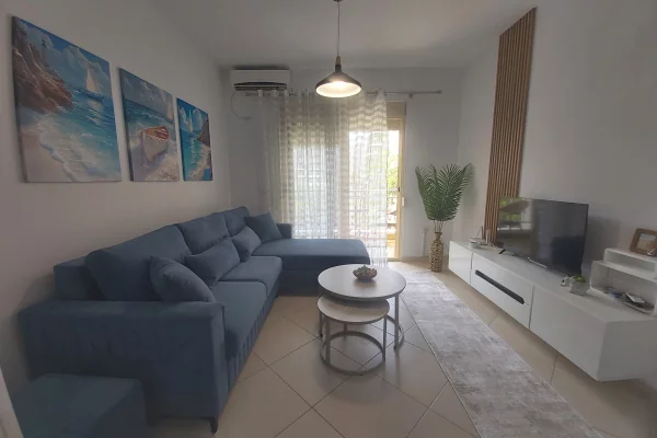 Shtepi ne shitje 1+1 ne Vlore - 13,500,000 Leke
