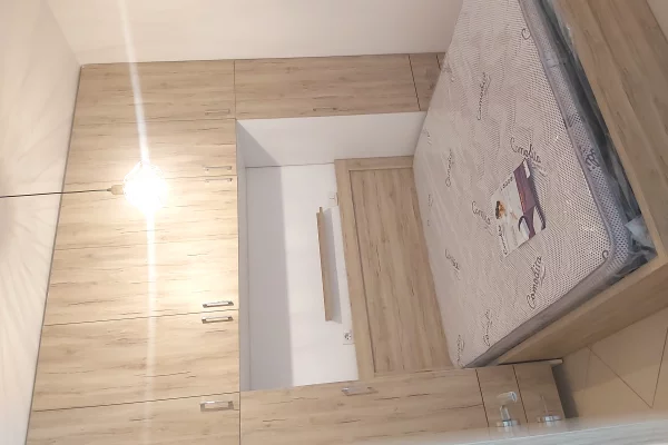 Shtepi ne shitje Apartament ne Vlore, 1+1, Mobilimi E mobiluar, Pagesa 13,500,000  Leke.