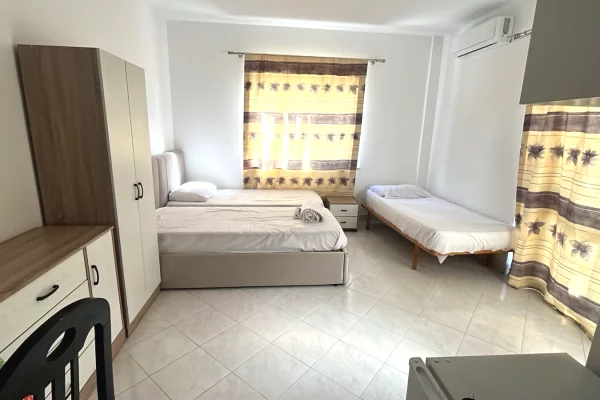 Shtepi me qera Apartament ne Tirane, Garsoniere, Mobilimi E mobiluar, Pagesa 34,000  Leke.