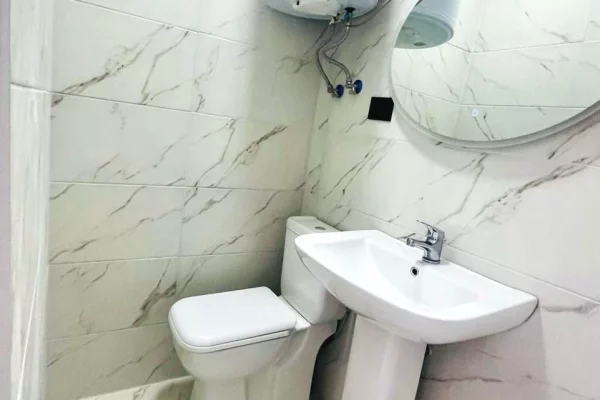 Shtepi me qera Apartament ne Tirane, Garsoniere, Mobilimi E mobiluar, Pagesa 32,000  Leke.