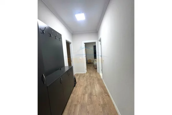 Shtepi me qera Apartament ne Tirane, 1+1, Mobilimi E mobiluar, Pagesa 50,000  Leke.