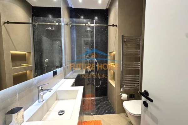 Shtepi me qera Apartament ne Tirane, 1+1, Mobilimi E mobiluar, Pagesa 900  Euro.
