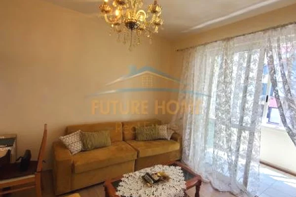 Shtepi me qera Apartament ne Tirane, 2+1, Mobilimi E mobiluar, Pagesa 60,000  Leke.
