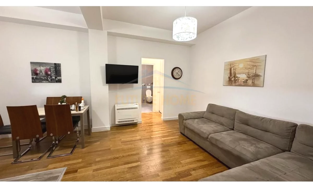 Shtepi me qera Apartament ne Tirane, 2+1, Mobilimi E mobiluar, Pagesa 80,000  Leke.