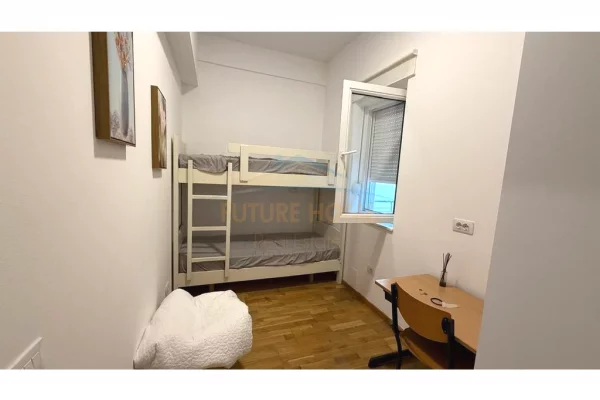 Shtepi me qera Apartament ne Tirane, 2+1, Mobilimi E mobiluar, Pagesa 80,000  Leke.