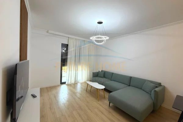 Shtepi me qera Apartament ne Tirane, 1+1, Mobilimi E mobiluar, Pagesa 650  Euro.