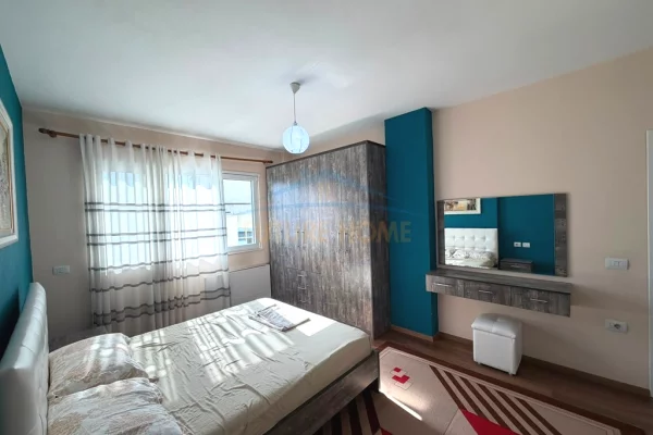 Shtepi me qera Apartament ne Tirane, 2+1, Mobilimi E mobiluar, Pagesa 750  Euro.
