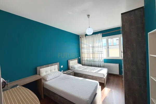 Shtepi me qera Apartament ne Tirane, 2+1, Mobilimi E mobiluar, Pagesa 750  Euro.