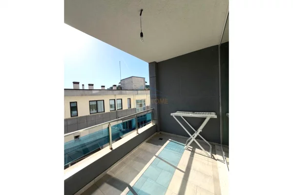 Shtepi me qera Apartament ne Tirane, 2+1, Mobilimi E mobiluar, Pagesa 750  Euro.