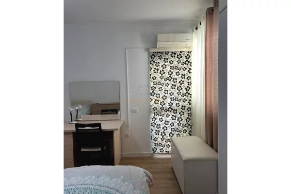 Shtepi me qera Apartament ne Tirane, 2+1, Mobilimi E mobiluar, Pagesa 50,000  Leke.