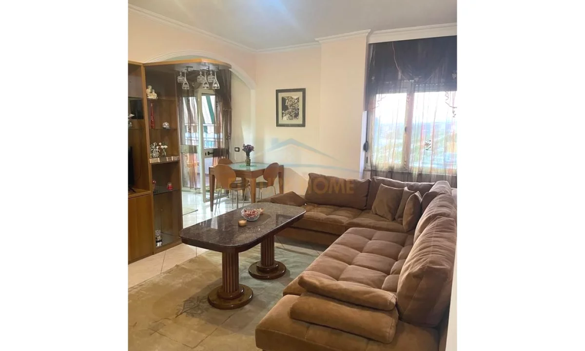 Shtepi me qera Apartament ne Tirane, 2+1, Mobilimi E mobiluar, Pagesa 75,000  Leke.