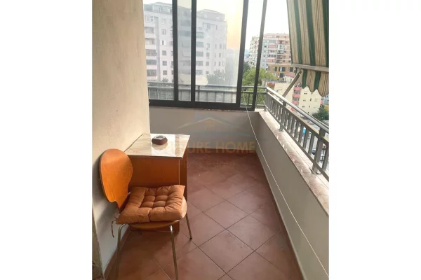 Shtepi me qera Apartament ne Tirane, 2+1, Mobilimi E mobiluar, Pagesa 75,000  Leke.