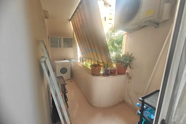 Shtepi me qera Apartament ne Tirane, 2+1, Mobilimi E mobiluar, Pagesa 70,000  Leke.