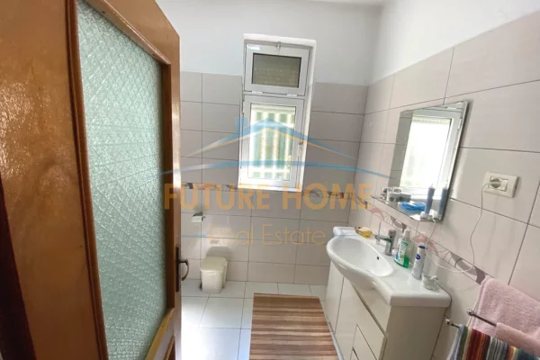 Shtepi me qera Apartament ne Tirane, 1+1, Mobilimi E mobiluar, Pagesa 45,000  Leke.