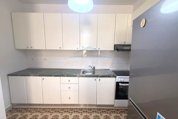 Shtepi me qera Apartament ne Tirane, 1+1, Mobilimi E mobiluar, Pagesa 600  Euro.