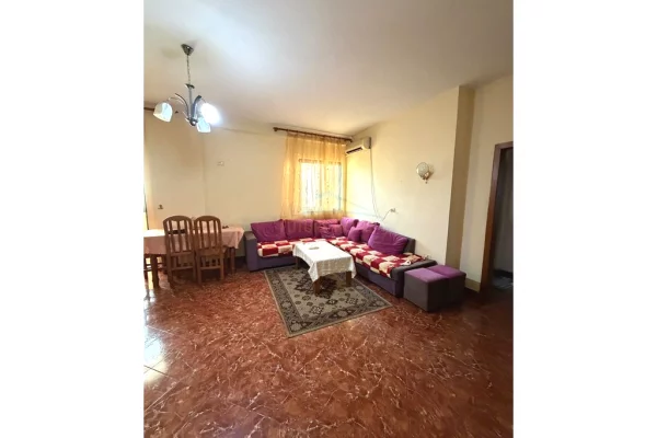 Shtepi me qera Apartament ne Tirane, 1+1, Mobilimi E mobiluar, Pagesa 60,000  Leke.