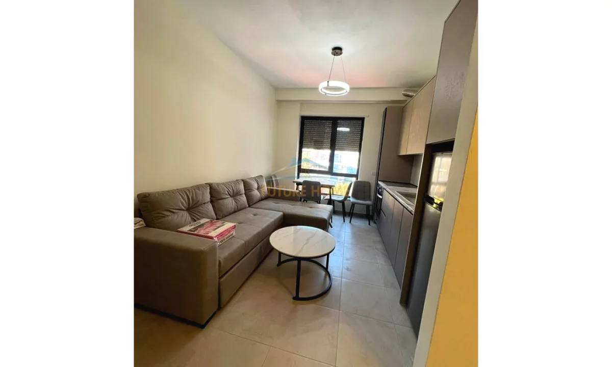 Shtepi me qera Apartament ne Tirane, 1+1, Mobilimi E mobiluar, Pagesa 820  Euro.