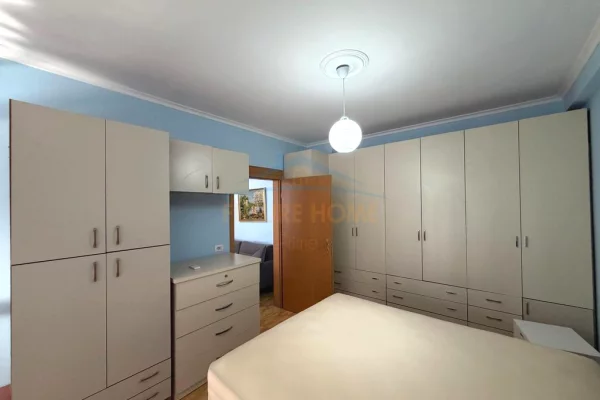 Shtepi me qera Apartament ne Tirane, 2+1, Mobilimi E mobiluar, Pagesa 60,000  Leke.