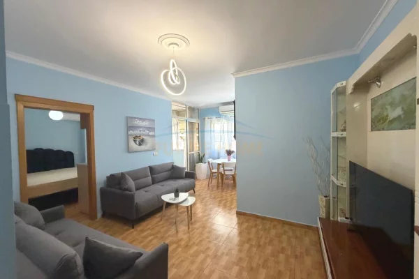 Shtepi me qera Apartament ne Tirane, 2+1, Mobilimi E mobiluar, Pagesa 60,000  Leke.