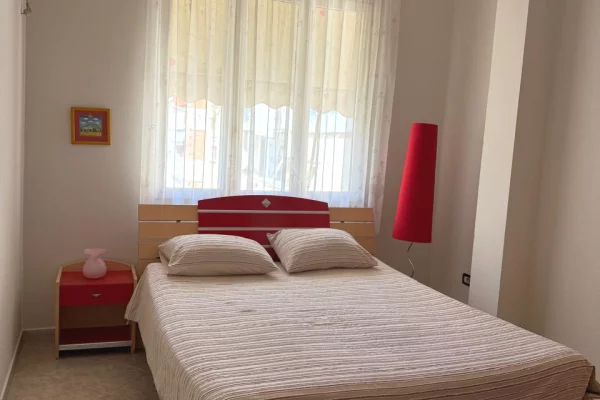 Qera, Apartament 3+1+2, Rruga Bardhok Biba, Qendër