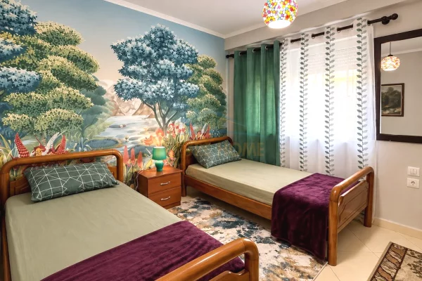 Shtepi me qera Apartament ne Tirane, 2+1, Mobilimi E mobiluar, Pagesa 1,000  Euro.