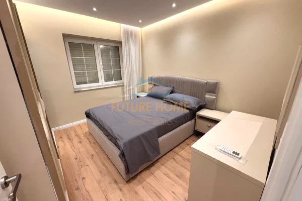 Shtepi me qera Apartament ne Tirane, 2+1, Mobilimi E mobiluar, Pagesa 80,000  Leke.