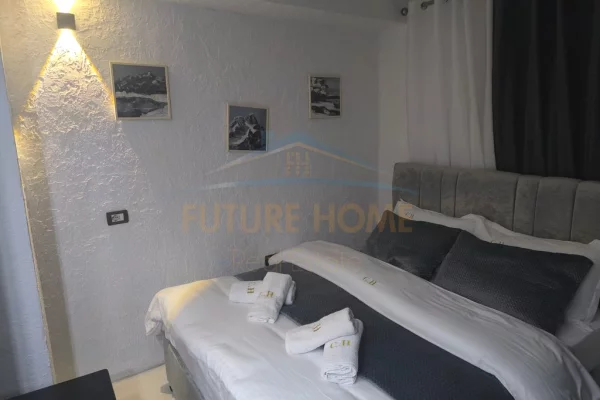 Shtepi me qera Apartament ne Tirane, 2+1, Mobilimi E mobiluar, Pagesa 80,000  Leke.