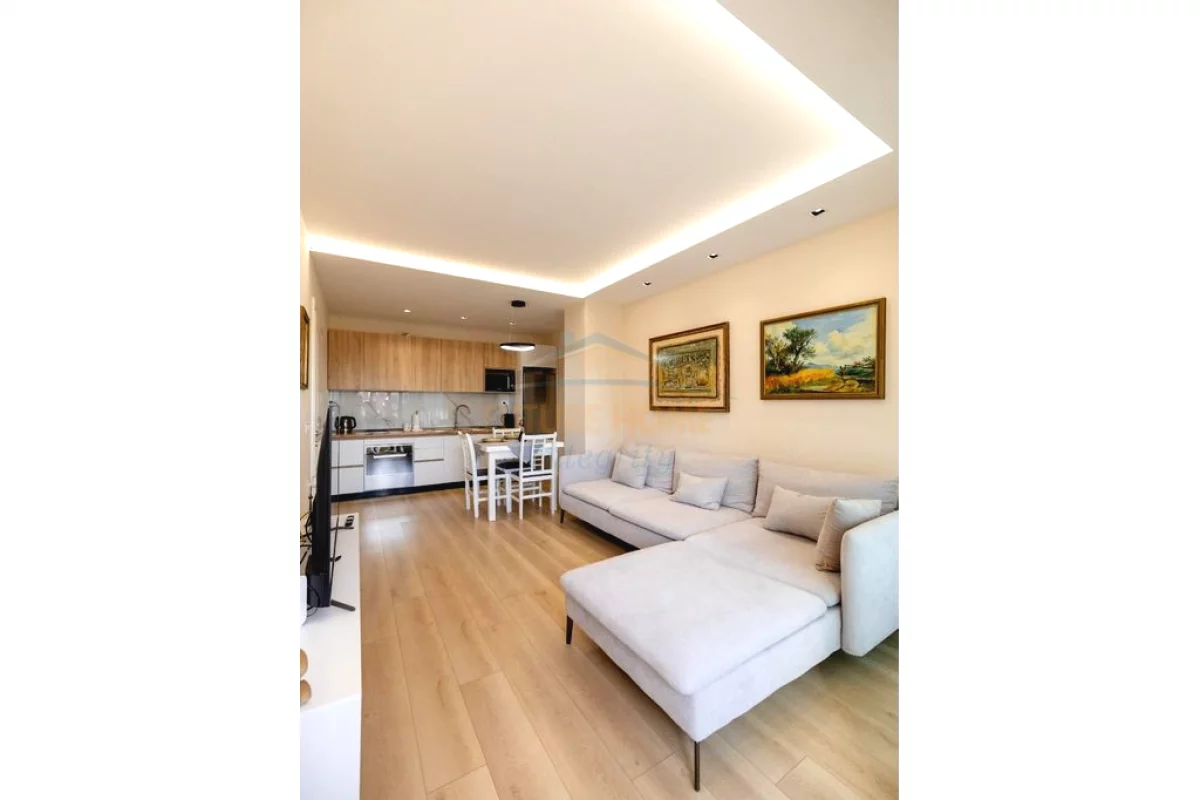 Shtepi me qera Apartament ne Tirane, 1+1, Mobilimi E mobiluar, Pagesa 65,000  Leke.