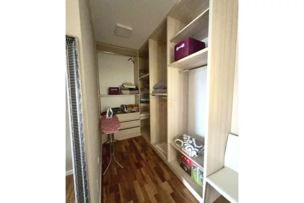Shtepi me qera Apartament ne Tirane, 1+1, Mobilimi E mobiluar, Pagesa 75,000  Leke.