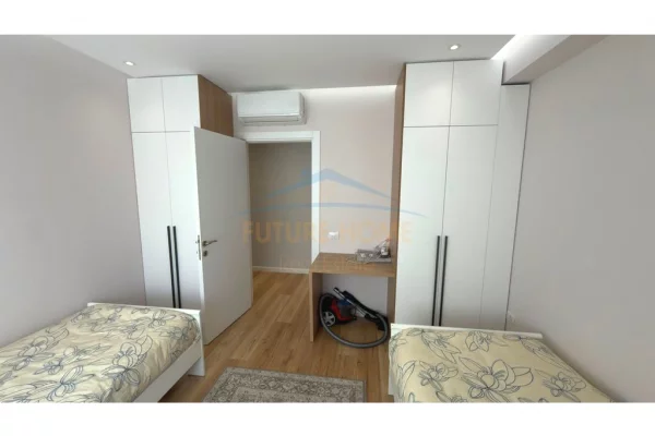 Shtepi me qera Apartament ne Tirane, 2+1, Mobilimi E mobiluar, Pagesa 1,000  Euro.