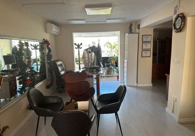 Ambient biznesi me qera 1+1 ne Tirane - 350 Euro