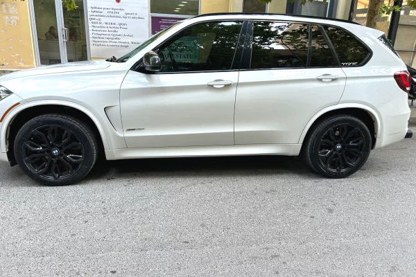 Cars for sale in Tirana, BMW, 2014 gasoline-gas,Kambio Steptronic-Tiptronic Payment 63,000  Euro.