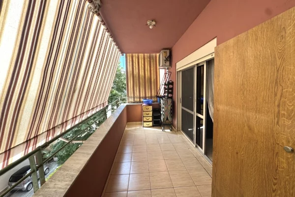 Shtepi me qera Apartament ne Tirane, 1+1, Mobilimi E mobiluar, Pagesa 45,000  Leke.