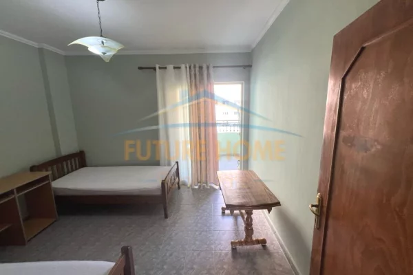 Shtepi me qera Apartament ne Tirane, 2+1, Mobilimi E mobiluar, Pagesa 600  Euro.