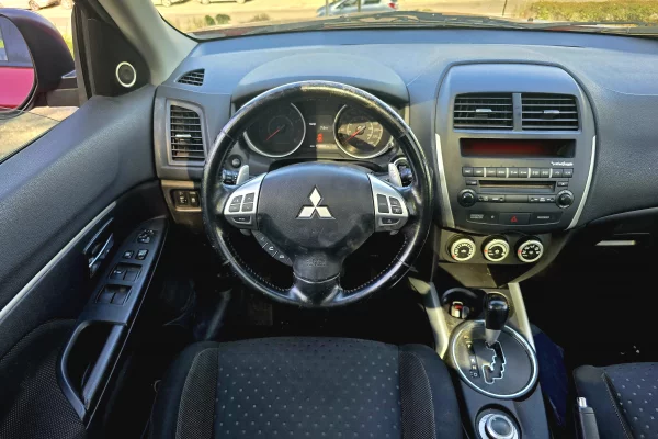 Cars for sale in Tirana, Mitsubishi, 2012 Benzine,Kambio Automatik Payment 4,900  Euro.