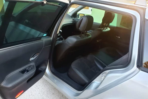 Cars for sale in Tirana, Renault, 2007 Diesel,Kambio Automatik Payment 2,100  Euro.