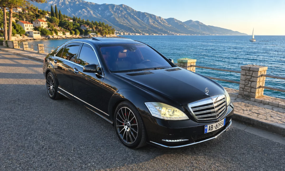 Makina ne shitje ne Tirane, Mercedes-Benz, 2011 gasoline-gas,Kambio Automatik Pagesa 13,000  Euro.