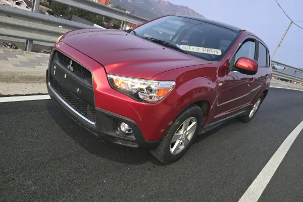 Cars for sale in Tirana - 6,300 Euro