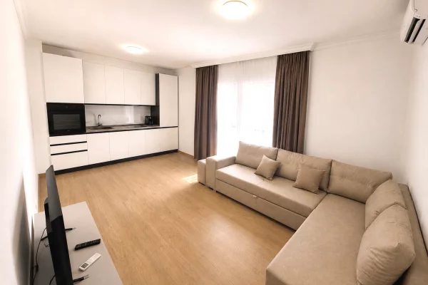Shtepi me qera Apartament ne Tirane, 2+1, Mobilimi E mobiluar, Pagesa 1,000  Euro.