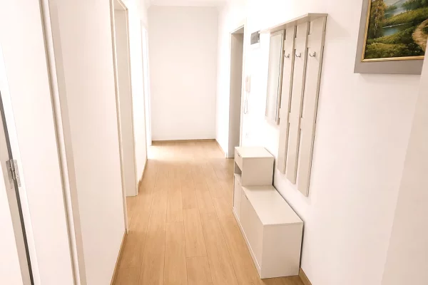 Apartament 2+1 me qera ne Tirane zona Sheshi Shkenderbej/Myslym Shyri
