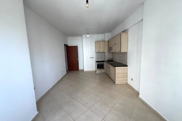 Shtepi me qera Apartament ne Tirane, 2+1, Mobilimi E mobiluar, Pagesa 40,000  Leke.